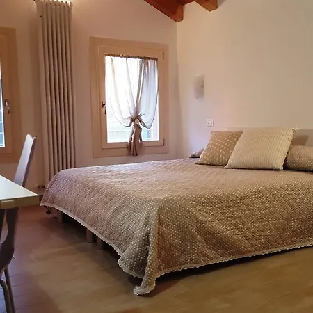 Boschetto Di Campagna Κατάλυμα σε φάρμα *